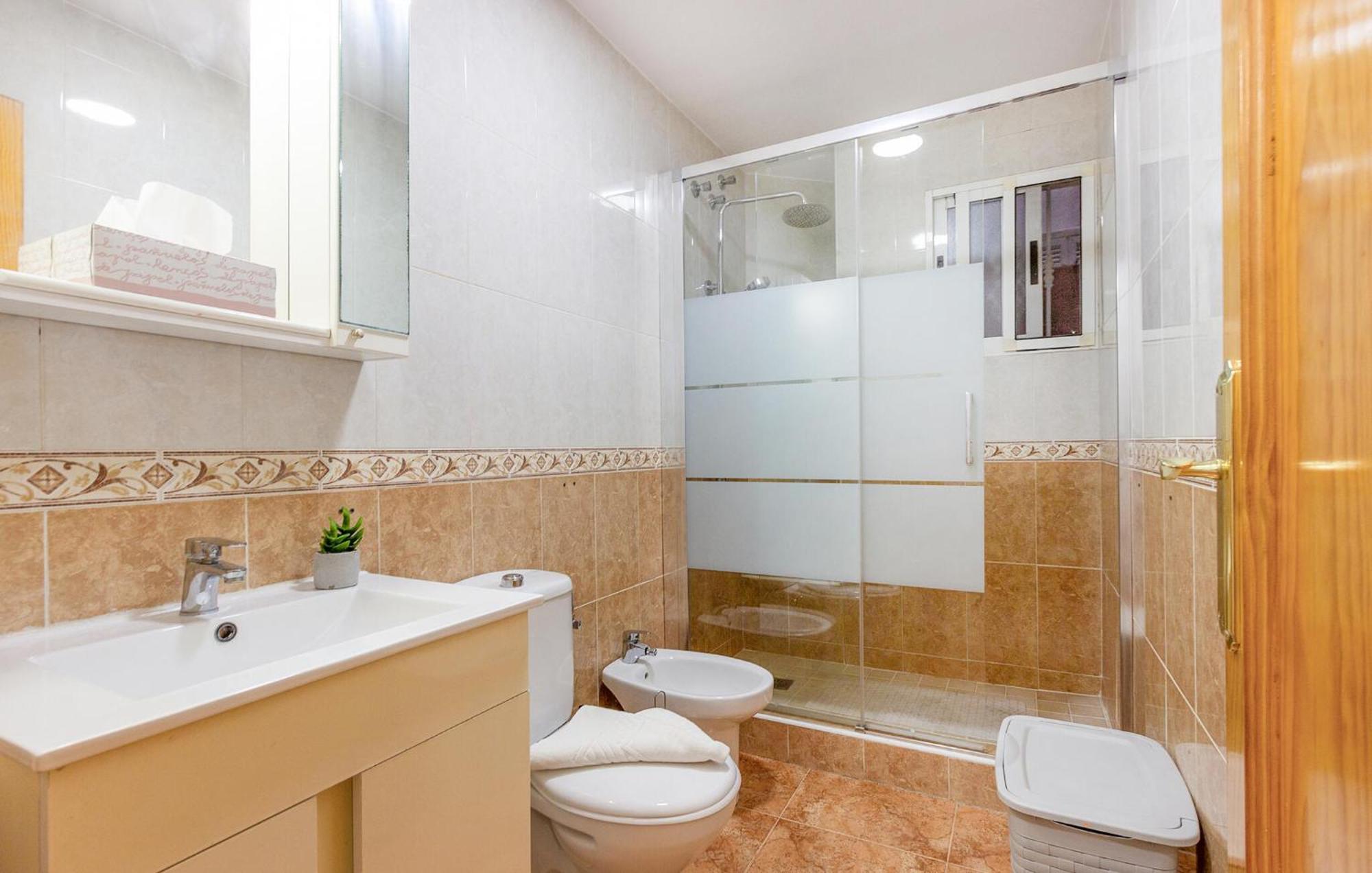 Amazing Apartment In Torrevieja With Kitchen Exterior photo