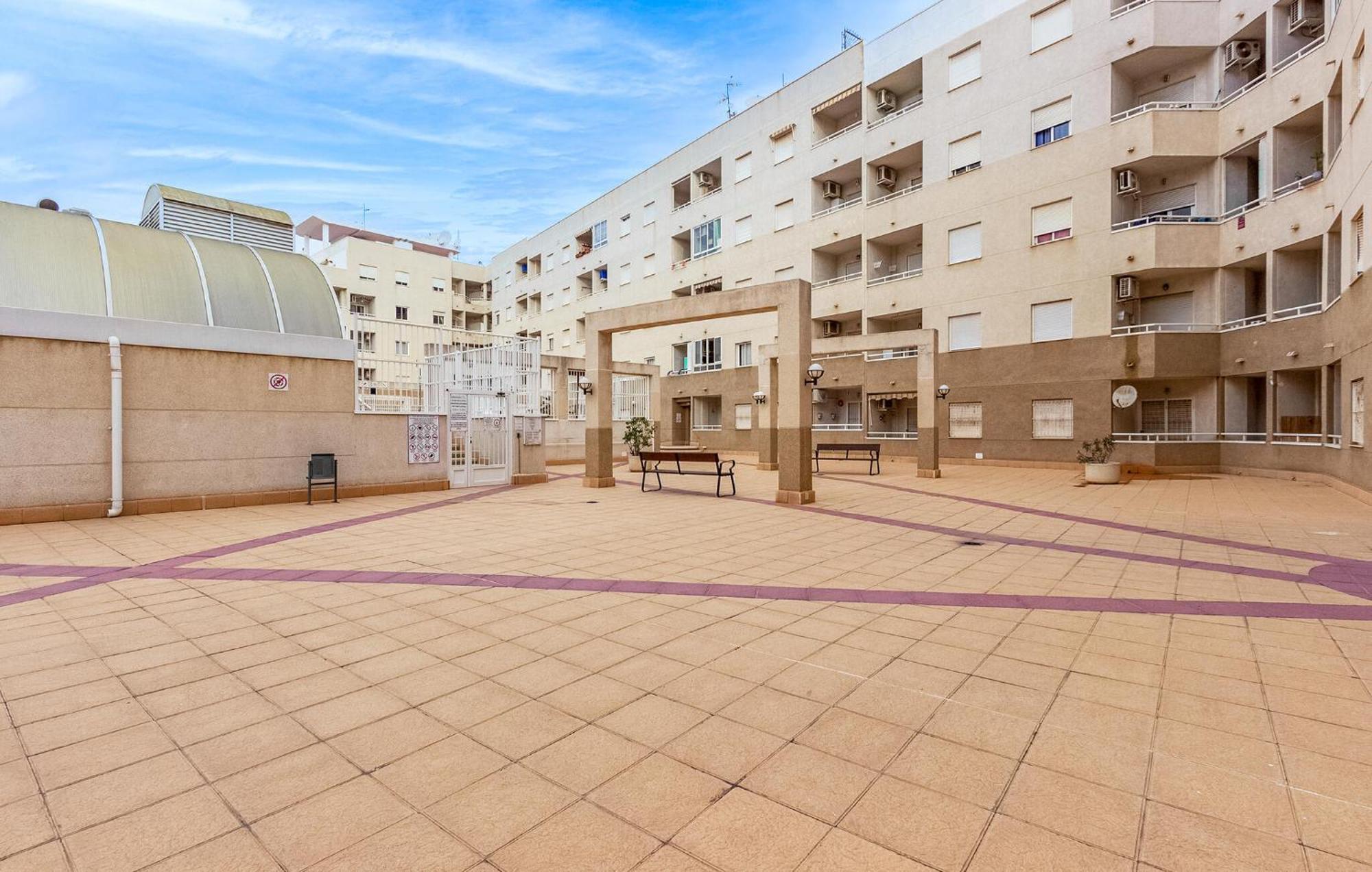 Amazing Apartment In Torrevieja With Kitchen Exterior photo